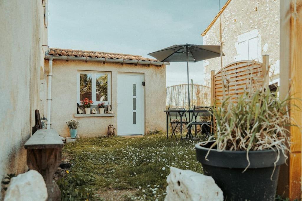 Le Petit Gite Cieuracois Exterior photo